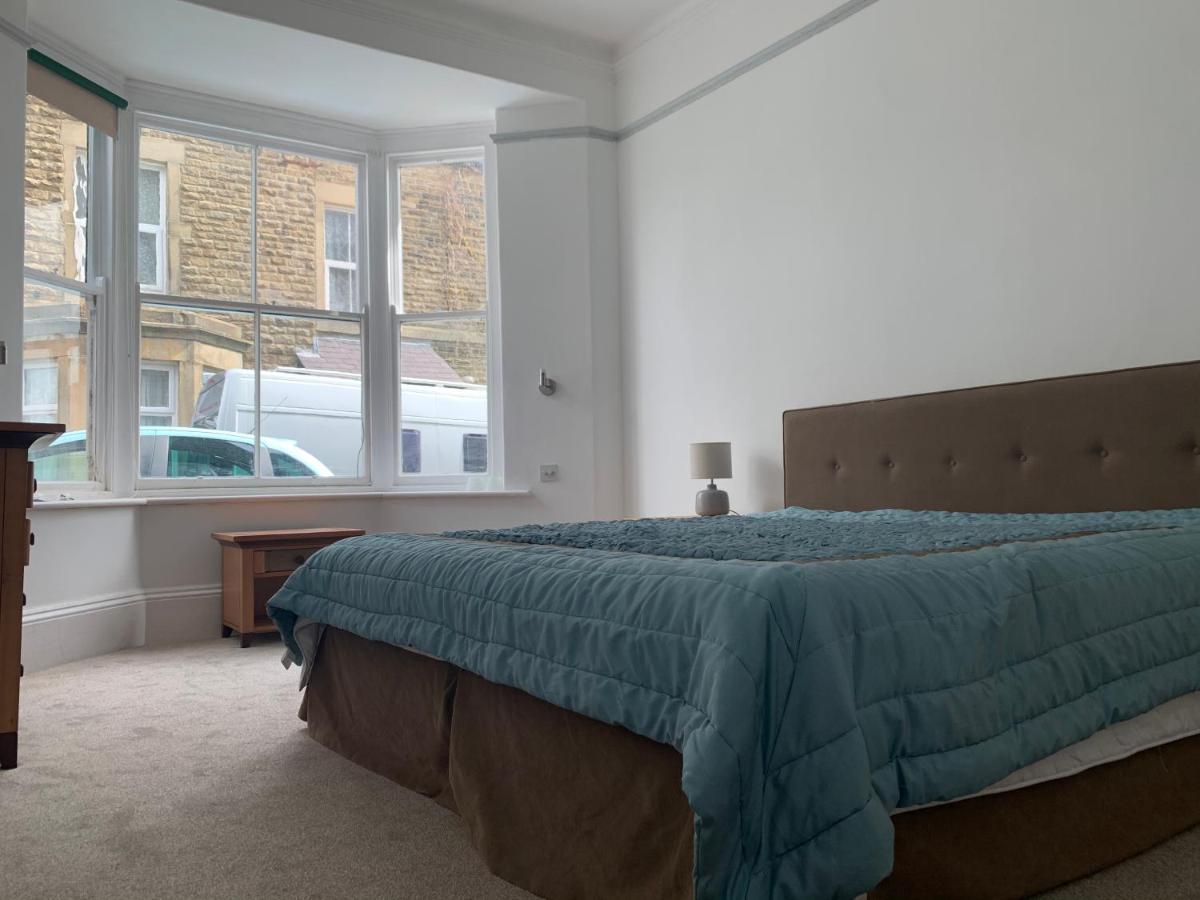 הוילה בקסטון Spacious With Spectacular Views And Private Garden מראה חיצוני תמונה