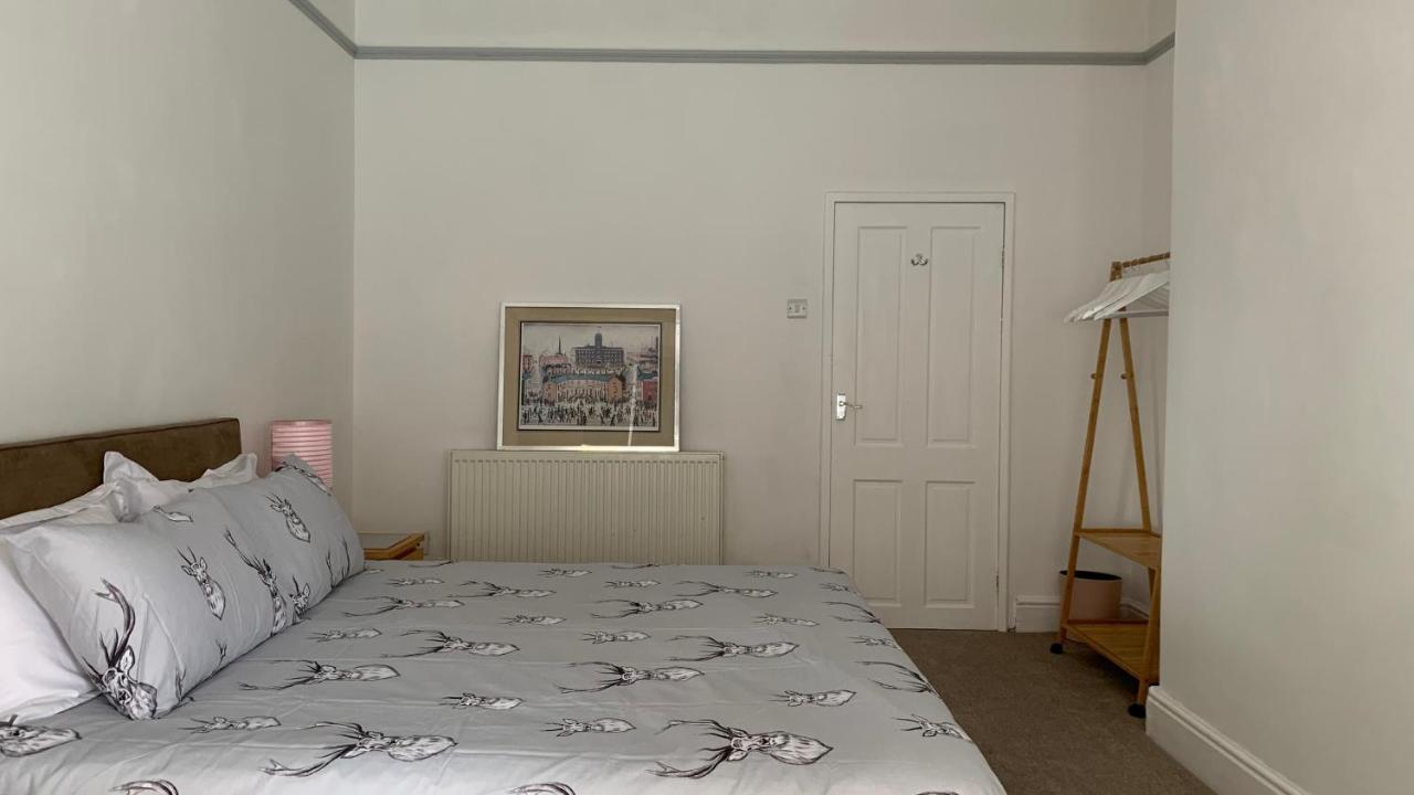 הוילה בקסטון Spacious With Spectacular Views And Private Garden מראה חיצוני תמונה